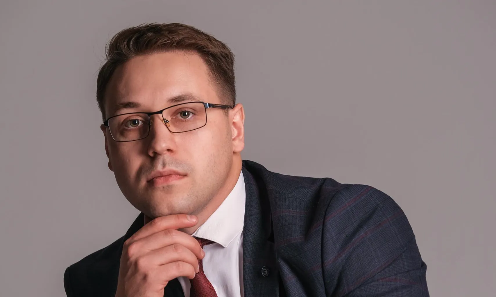 Оформить/признать право на: дом, квартиру, участок