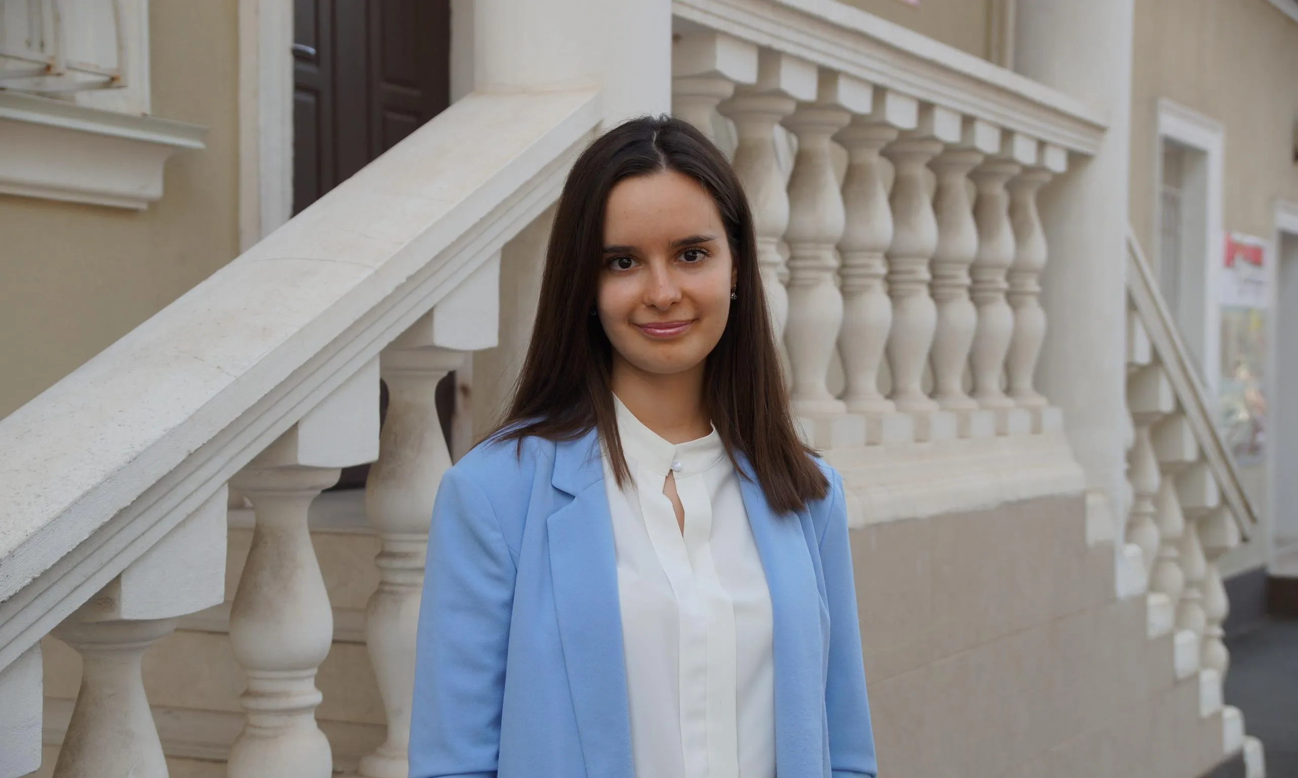 Выписать человека